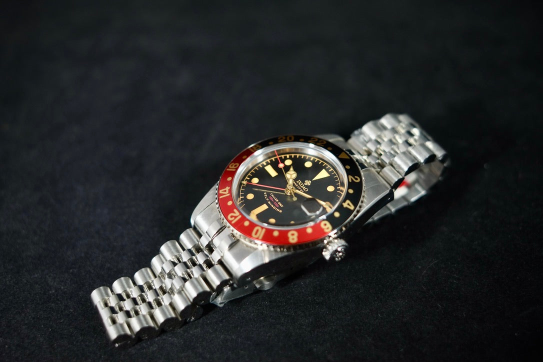 6542 GMT 'Goldfinger'