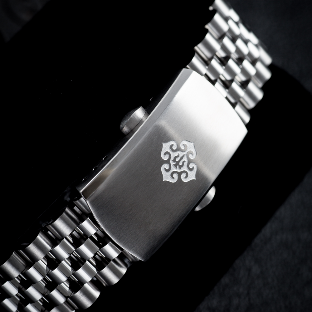 6542 GMT 'Goldfinger' Minora Watch Store