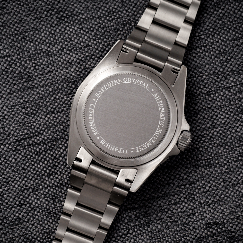 X02T Titanium 39 Minora Watch Store