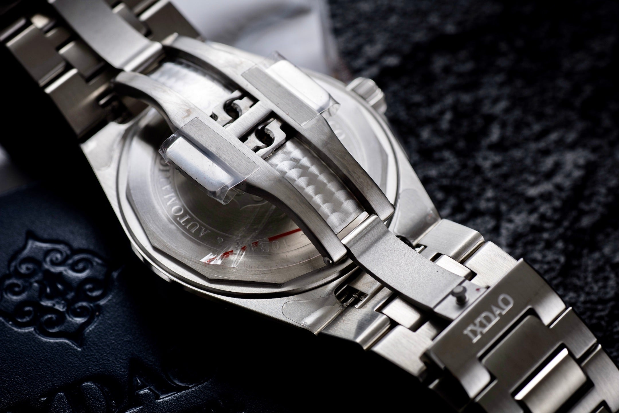 IXDAO Warrior Automatic Integrated Bracelet Watch | Miyota 9015