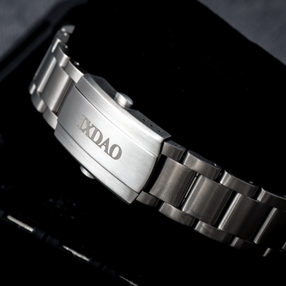 X02T Titanium 39 Minora Watch Store